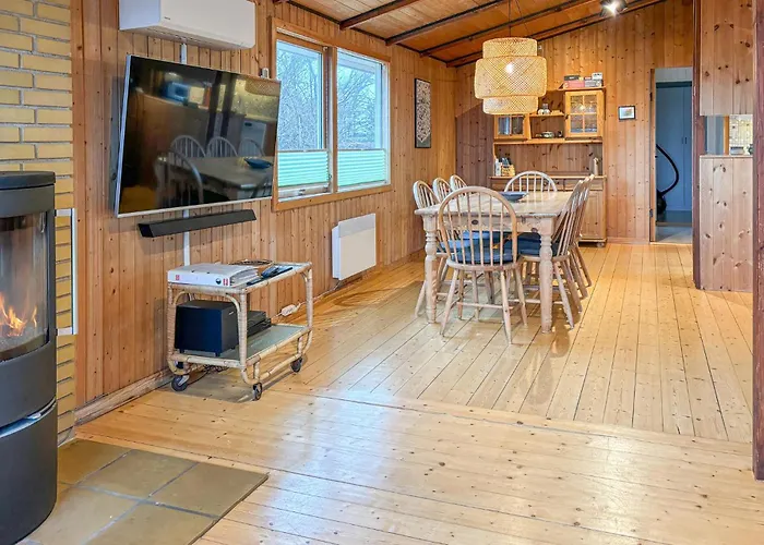 Gorgeous In With Sauna Semesterbostad *